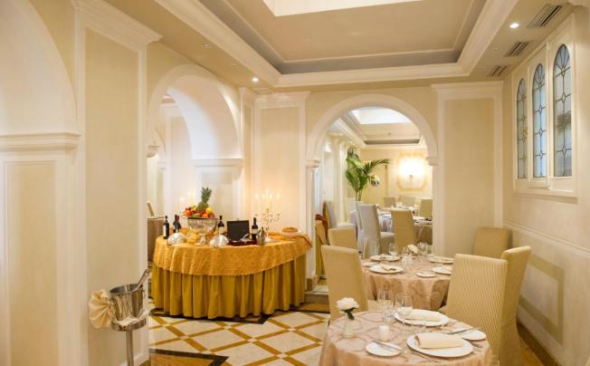Фото отеля Carlton On The Grand Canal Hotel