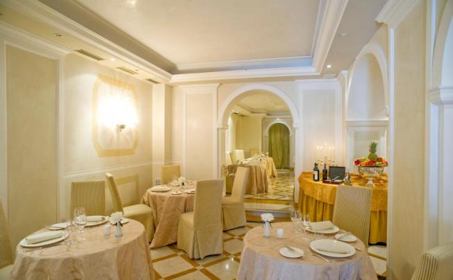 Фото отеля Carlton On The Grand Canal Hotel
