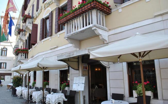 Фото отеля Carlton On The Grand Canal Hotel