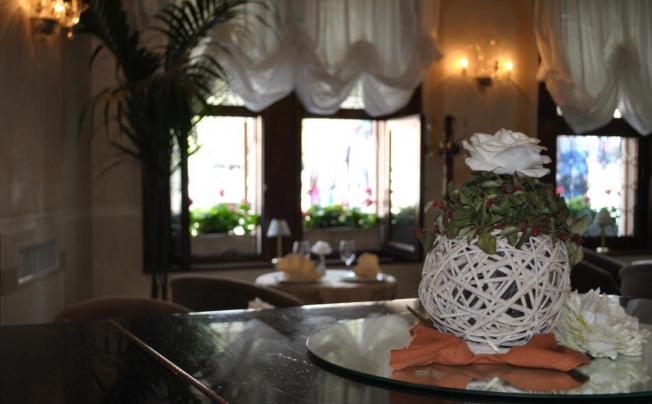 Фото отеля Carlton On The Grand Canal Hotel