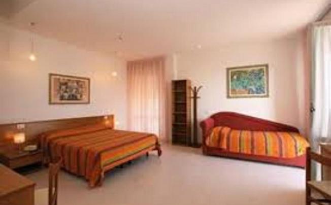 Фото отеля Hotel Ribot