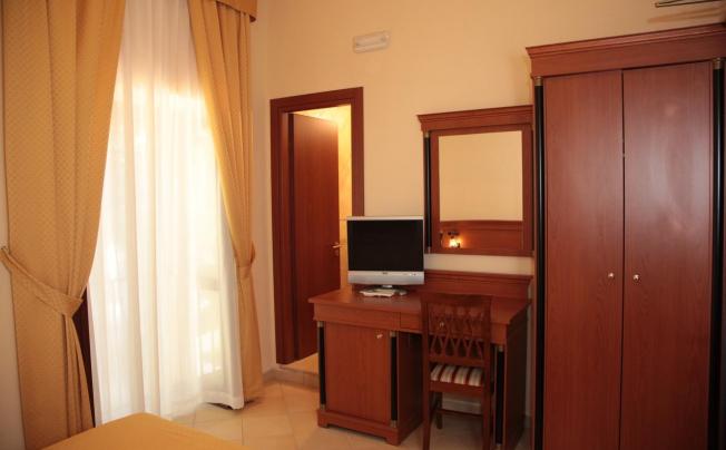 Фото отеля Baia delle Sirene Beach Resort