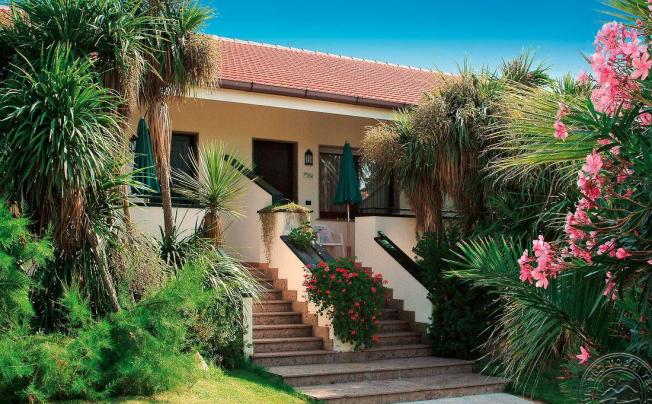Фото отеля Oleandri Resort Paestum