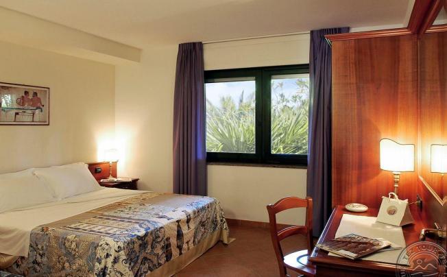 Фото отеля Oleandri Resort Paestum