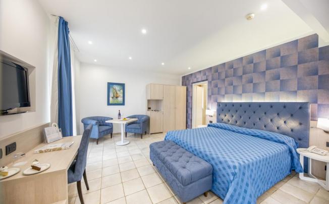 Фото отеля Baia Del Capitano Hotel
