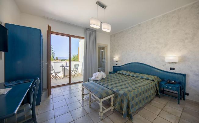 Фото отеля Baia Del Capitano Hotel