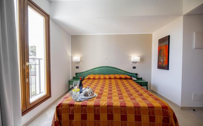 Фото отеля Baia Del Capitano Hotel