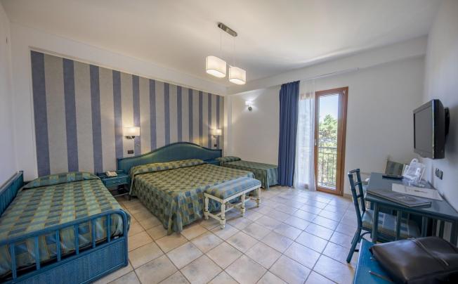 Фото отеля Baia Del Capitano Hotel