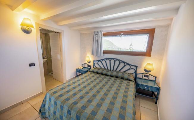 Фото отеля Baia Del Capitano Hotel