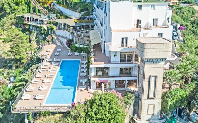 Фото отеля Antares Hotel
