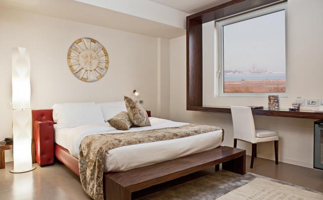 Фото отеля Antony Hotel