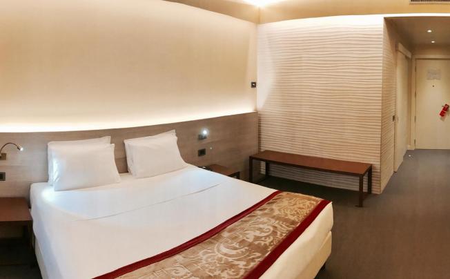 Фото отеля Antony Hotel