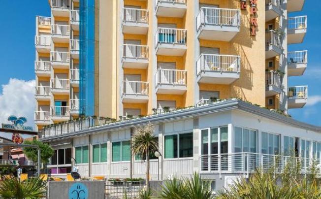Фото отеля Capri Hotel