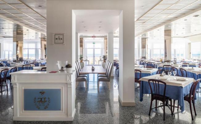 Фото отеля Capri Hotel