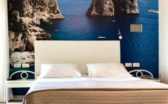 Фото отеля Capri Hotel