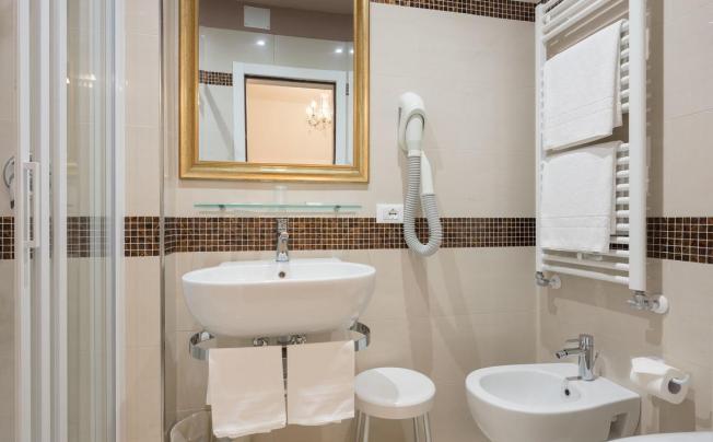 Фото отеля Basilea Hotel