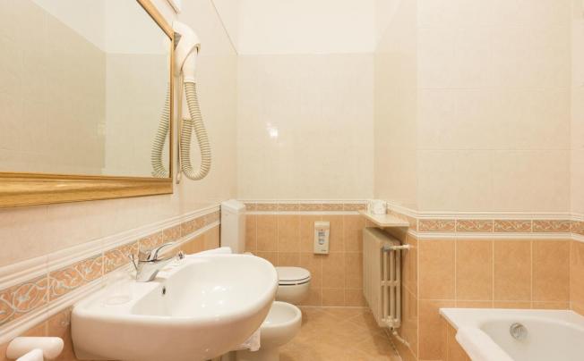Фото отеля Basilea Hotel