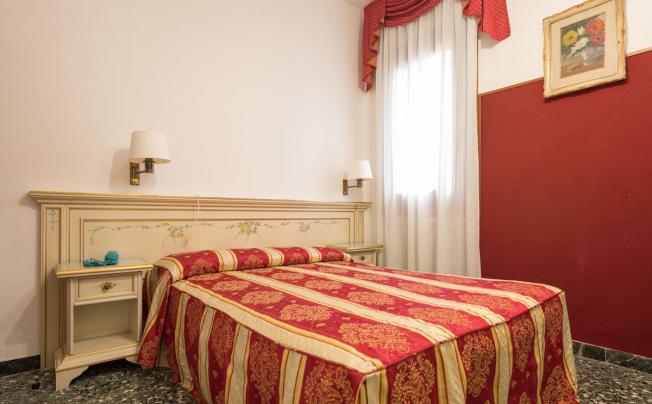 Фото отеля Basilea Hotel