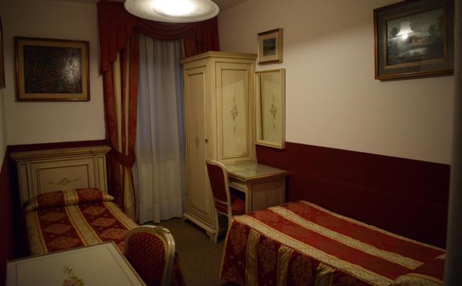 Фото отеля Basilea Hotel