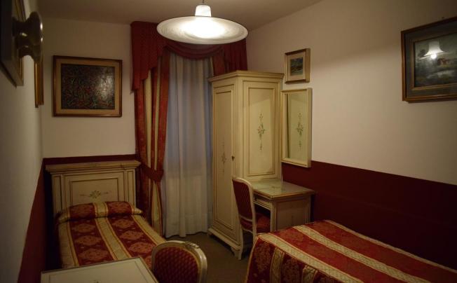 Фото отеля Basilea Hotel