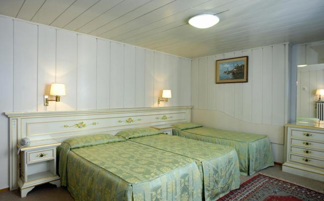 Фото отеля Basilea Hotel
