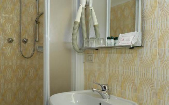 Фото отеля Basilea Hotel