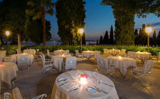 Фото отеля Hotel villa cortine palace