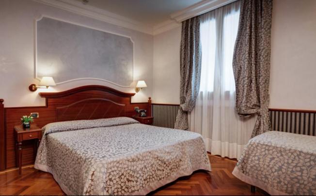Фото отеля Best Roma Hotel