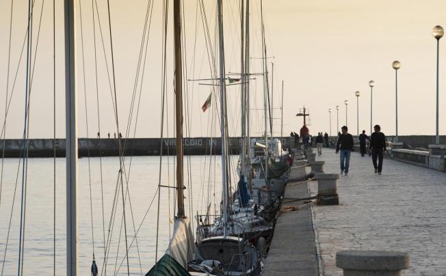 Фото отеля Esplanade