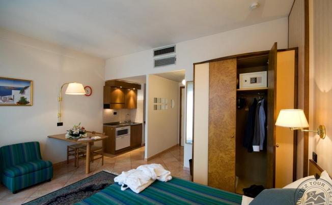 Фото отеля Suite Hotel Parioli