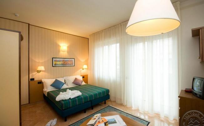 Фото отеля Suite Hotel Parioli