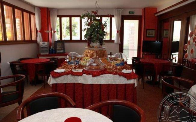 Фото отеля Suite Hotel Parioli