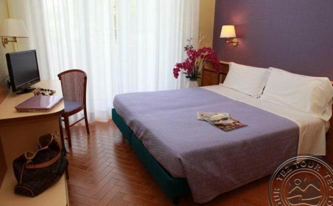 Фото отеля Suite Hotel Parioli
