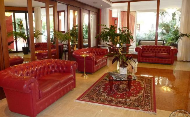 Фото отеля Suite Hotel Parioli
