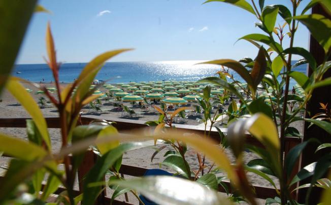 Фото отеля Mirabeau Park Hotel
