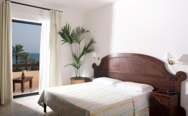 Фото отеля Hotel Mediterraneo 3*