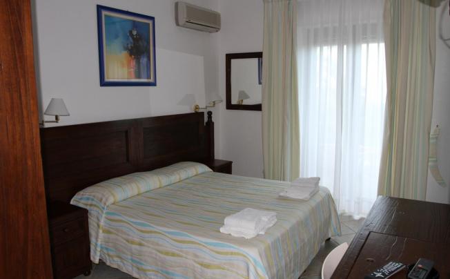 Фото отеля Hotel Mediterraneo 3*