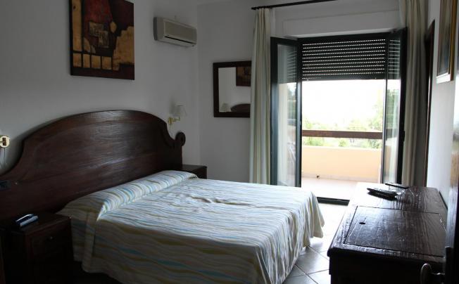 Фото отеля Hotel Mediterraneo 3*