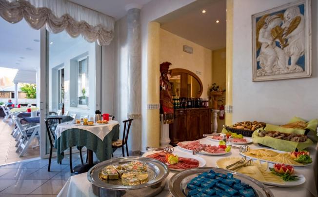 Фото отеля Villa Dei Fiori Hotel