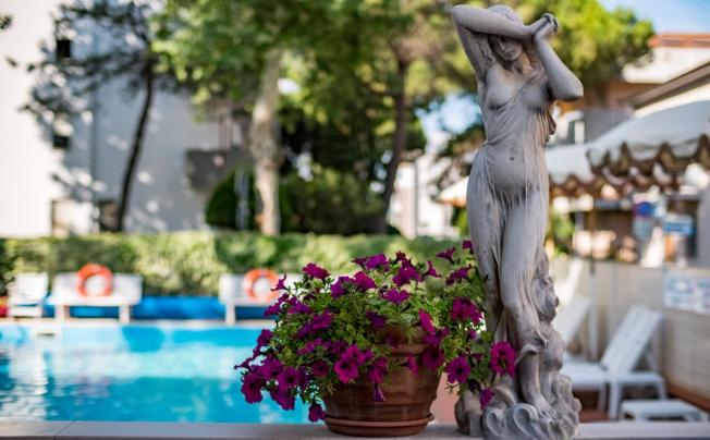 Фото отеля Villa Dei Fiori Hotel