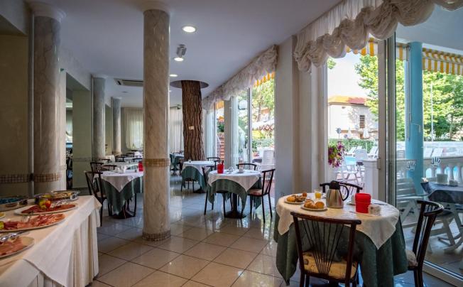 Фото отеля Villa Dei Fiori Hotel
