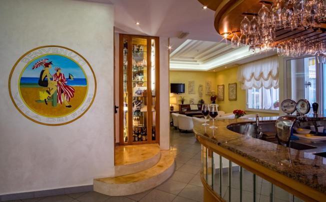 Фото отеля Villa Dei Fiori Hotel