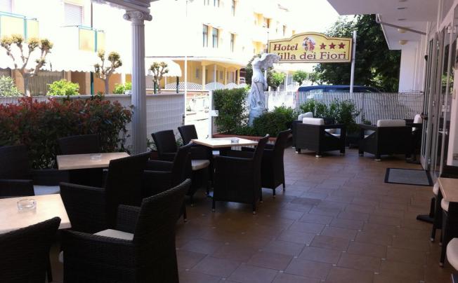 Фото отеля Villa Dei Fiori Hotel