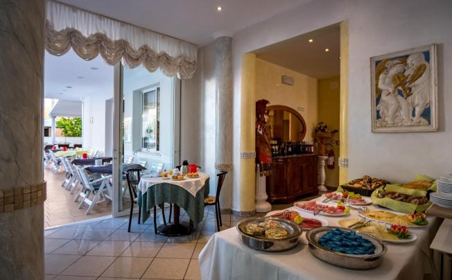 Фото отеля Villa Dei Fiori Hotel