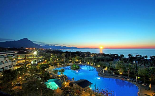 Фото отеля Fiesta Athenee Palace 