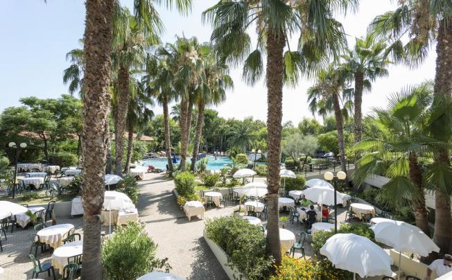 Фото отеля Fiesta Athenee Palace 