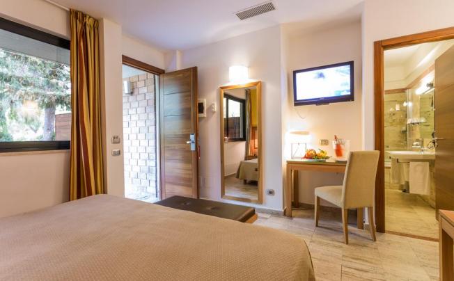 Фото отеля Fiesta Athenee Palace 