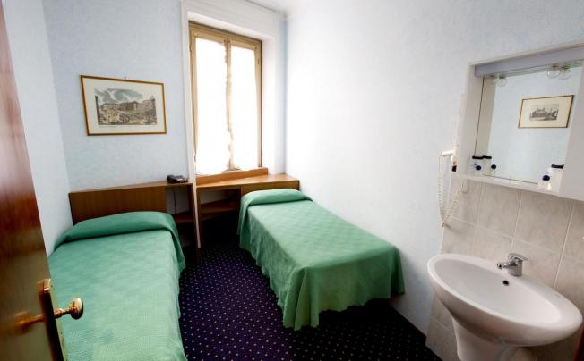 Фото отеля Adriatic Hotel Rome