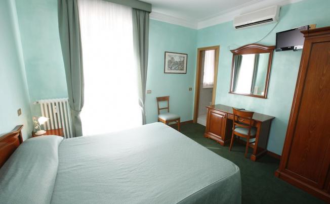 Фото отеля Adriatic Hotel Rome
