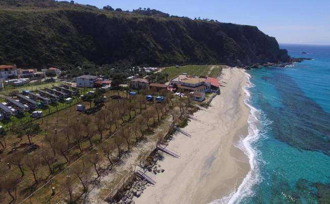 Фото отеля Villaggio Camping La Scogliera